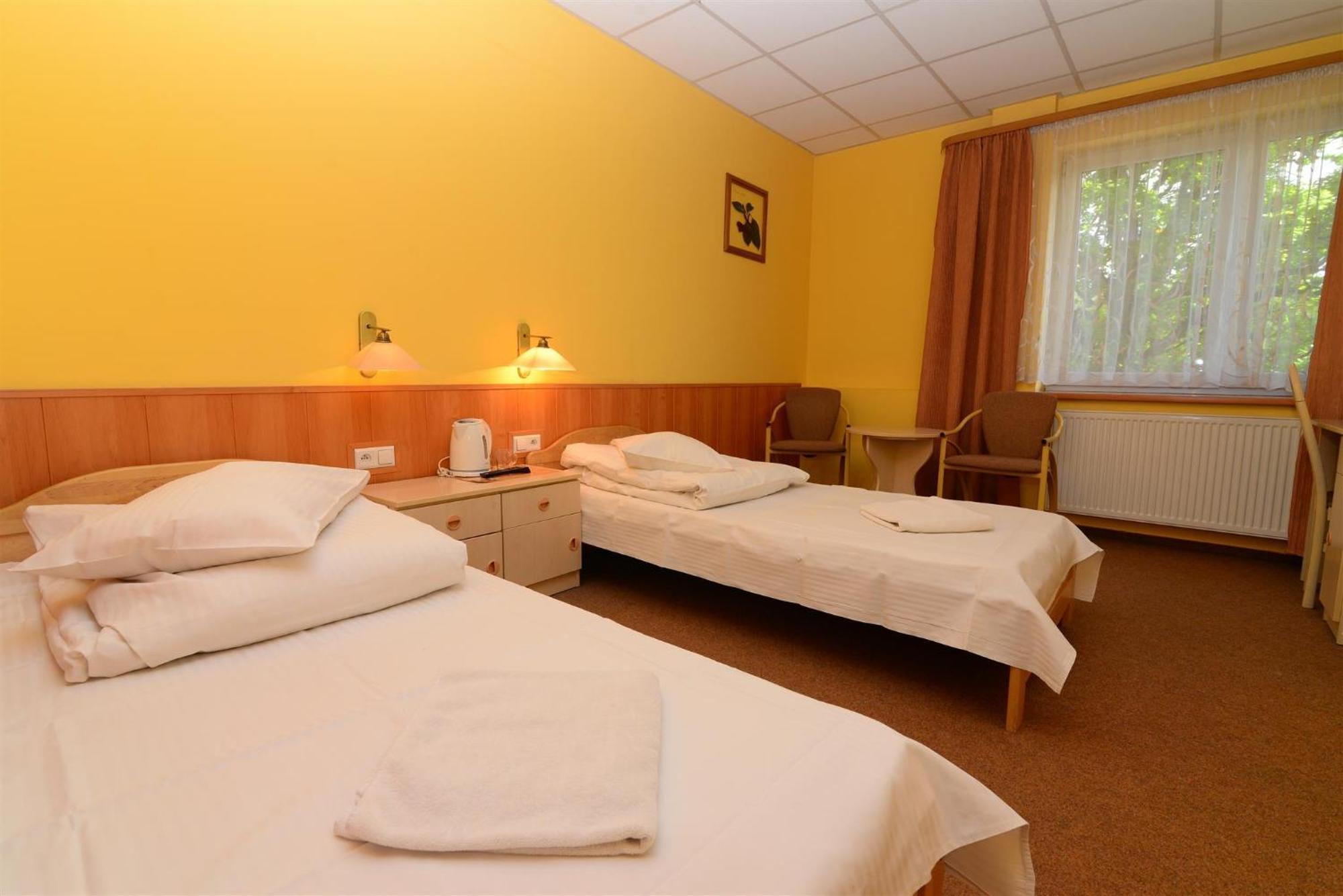 Aparthotel Osrodek Scsk Optima Cracovia Habitación foto