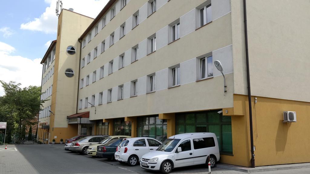 Aparthotel Osrodek Scsk Optima Cracovia Exterior foto